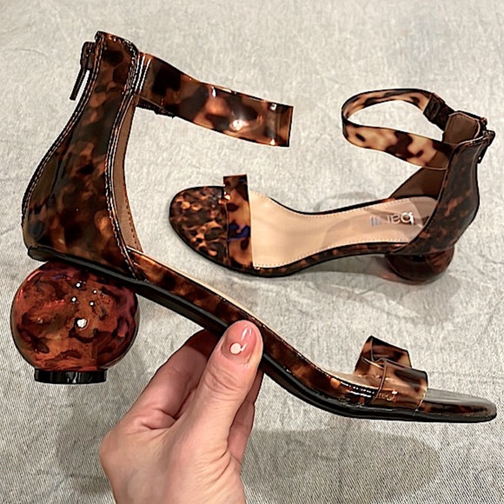 🔮Brand new! BAR III clear ball heel sandals 5.5 tortoise or leopard